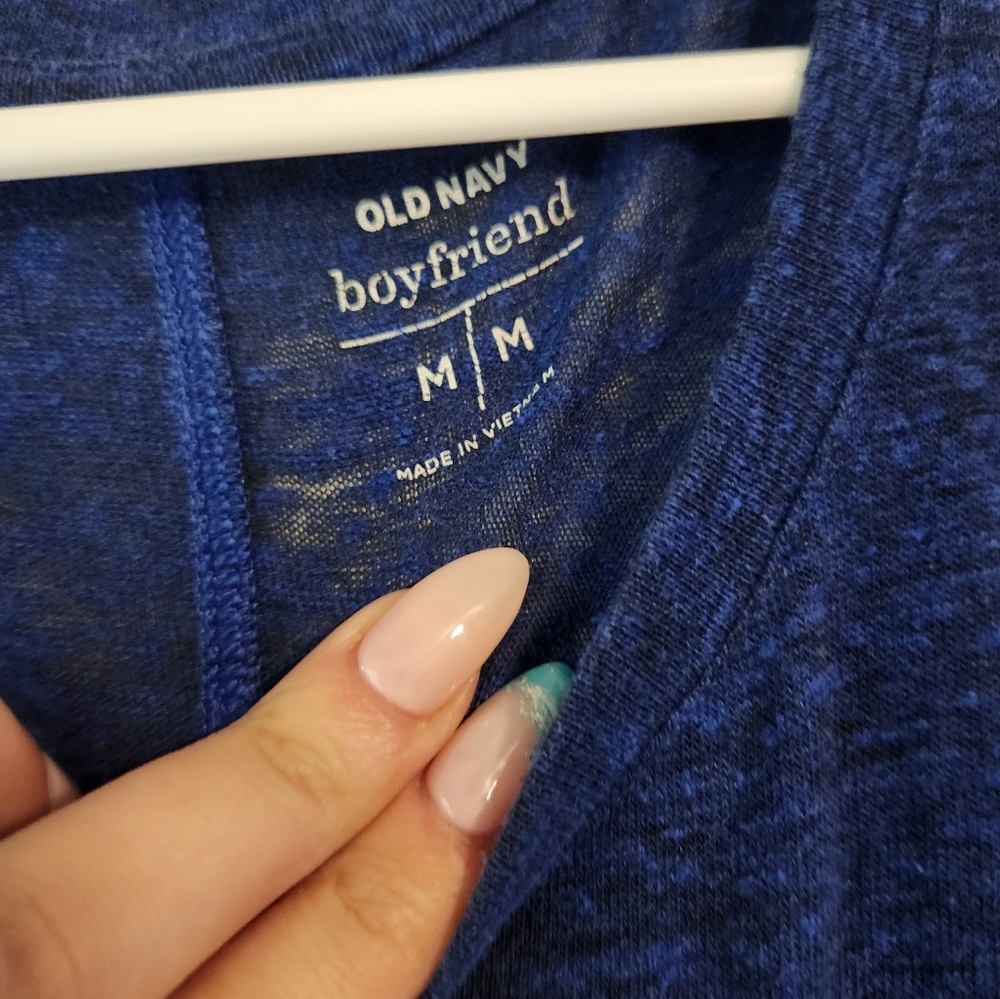 Old navy sweater - Picture 2 of 2